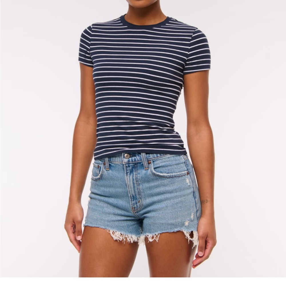 Abercrombie & Fitch High Rise Mom Jean Shorts